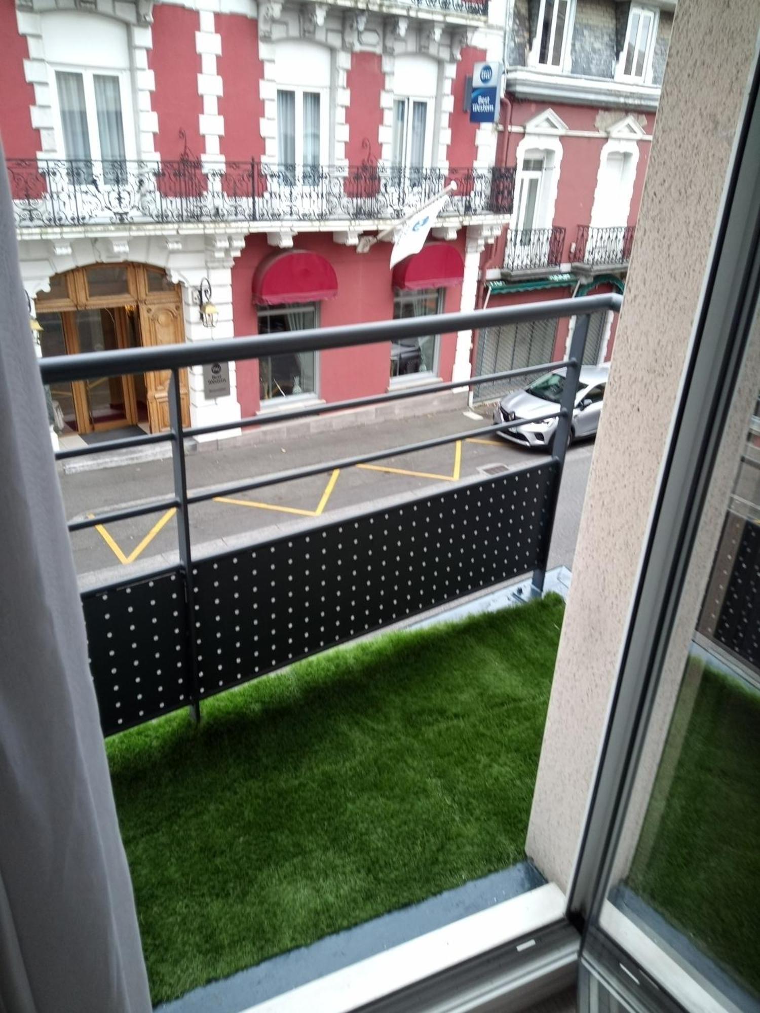 Agreable Studio Familial A Lourdes, Proche Gare Екстериор снимка