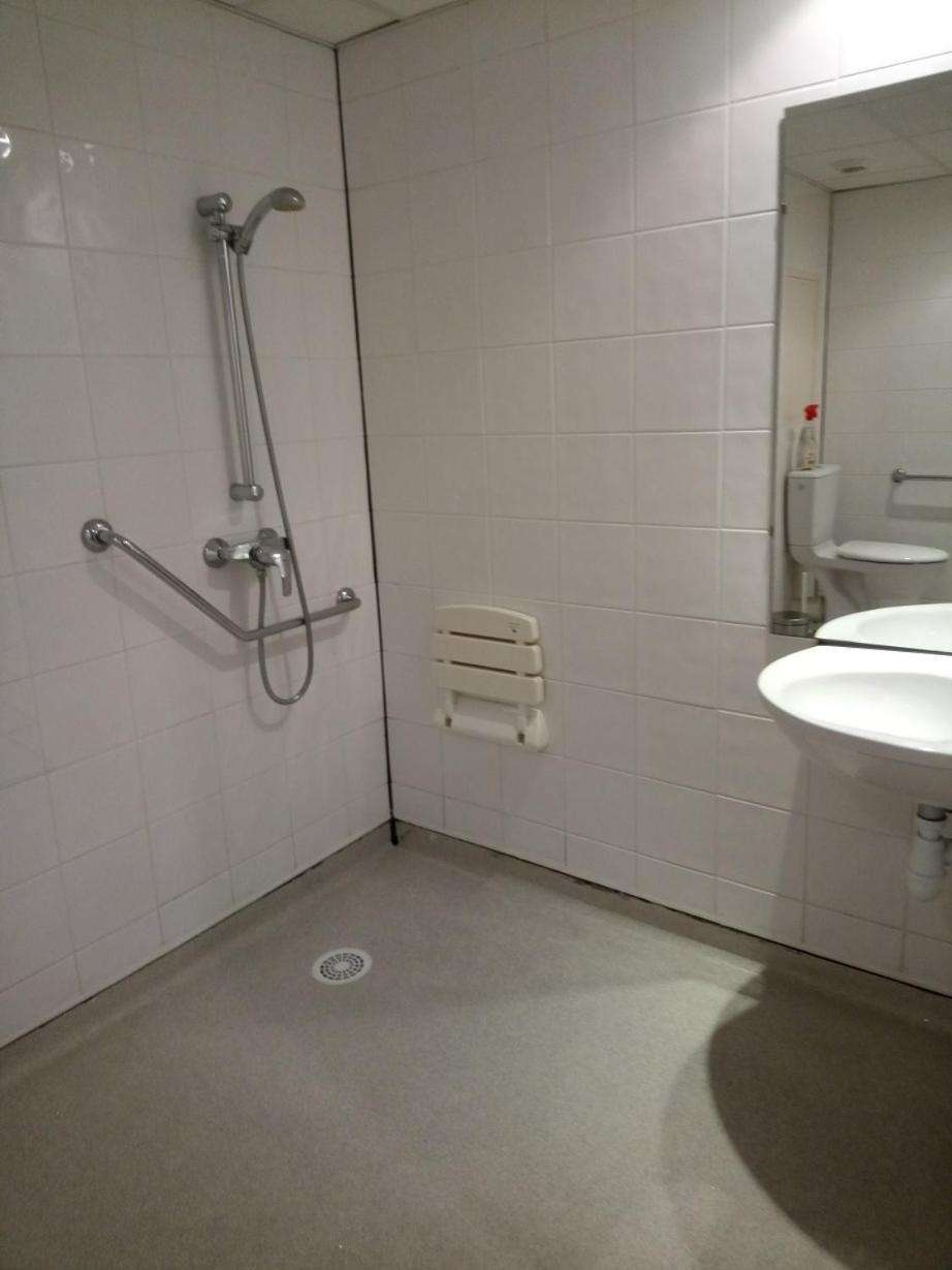 Agreable Studio Familial A Lourdes, Proche Gare Екстериор снимка