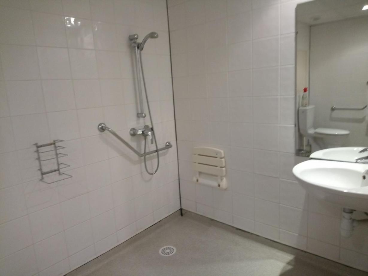Agreable Studio Familial A Lourdes, Proche Gare Екстериор снимка